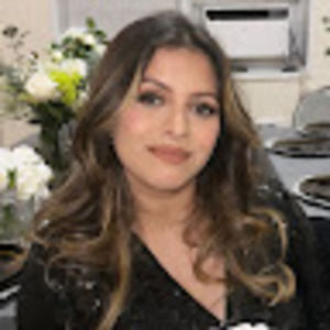 Meet your Posher, Madiha